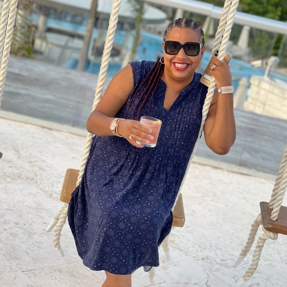 Meet your Posher, Crystal - Picture 1 of 1